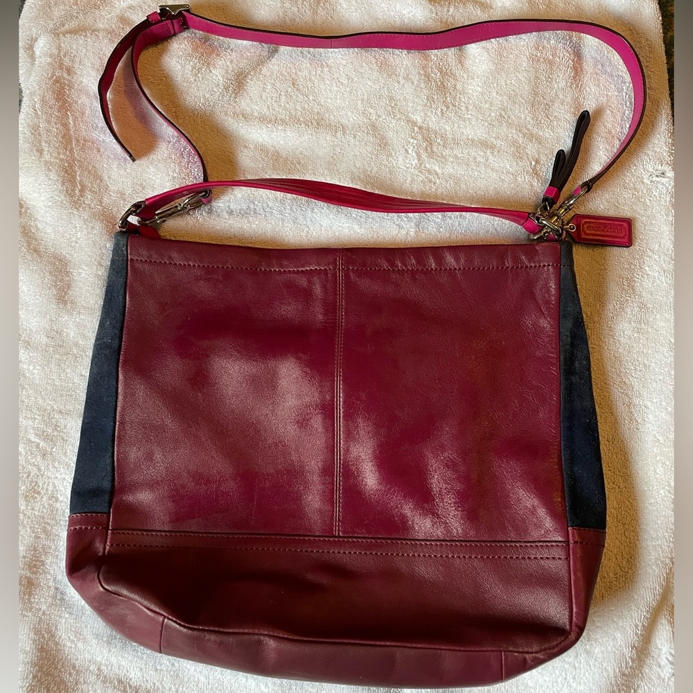 Beautiful Patchwork Coach Shoulder Bag - image 3